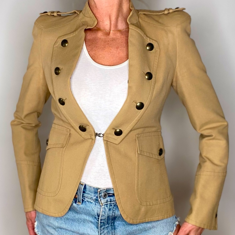 Military inspired sharp silhouette circa 2010 Zara too small on me now